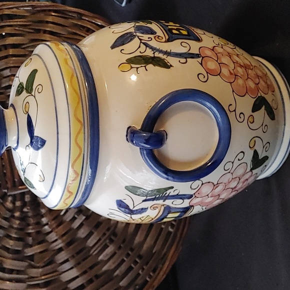 On Hold 3/$25 Biscotti Jar - Picture 3 of 7